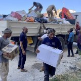 Une semaine après les inondations dévastatrices dans la ville libyenne de Derna, l'aide internationale continue d'arriver.